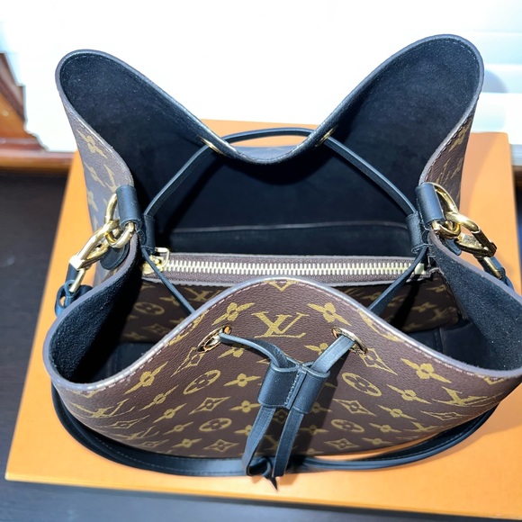 NeoNoe Monogram - Picture 8 of 8